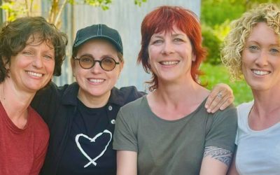 Échappées Belles dans le Cap Corse : à la rencontre d’Hélène et Laurent, producteurs d’huiles essentielles BIO